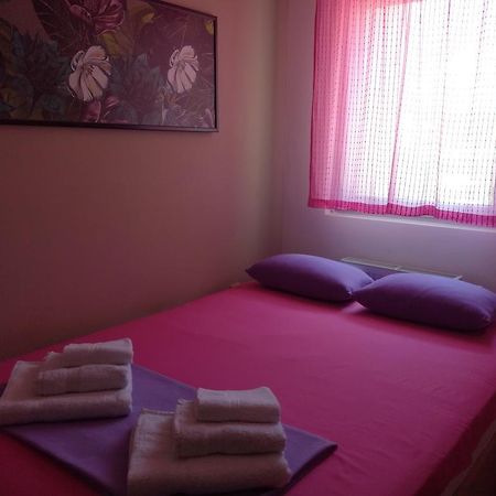 Naissa Apartment Ni エクステリア 写真