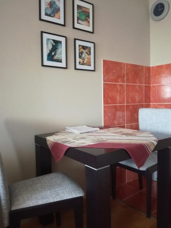 Naissa Apartment Ni エクステリア 写真