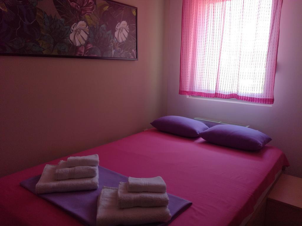 Naissa Apartment Ni エクステリア 写真